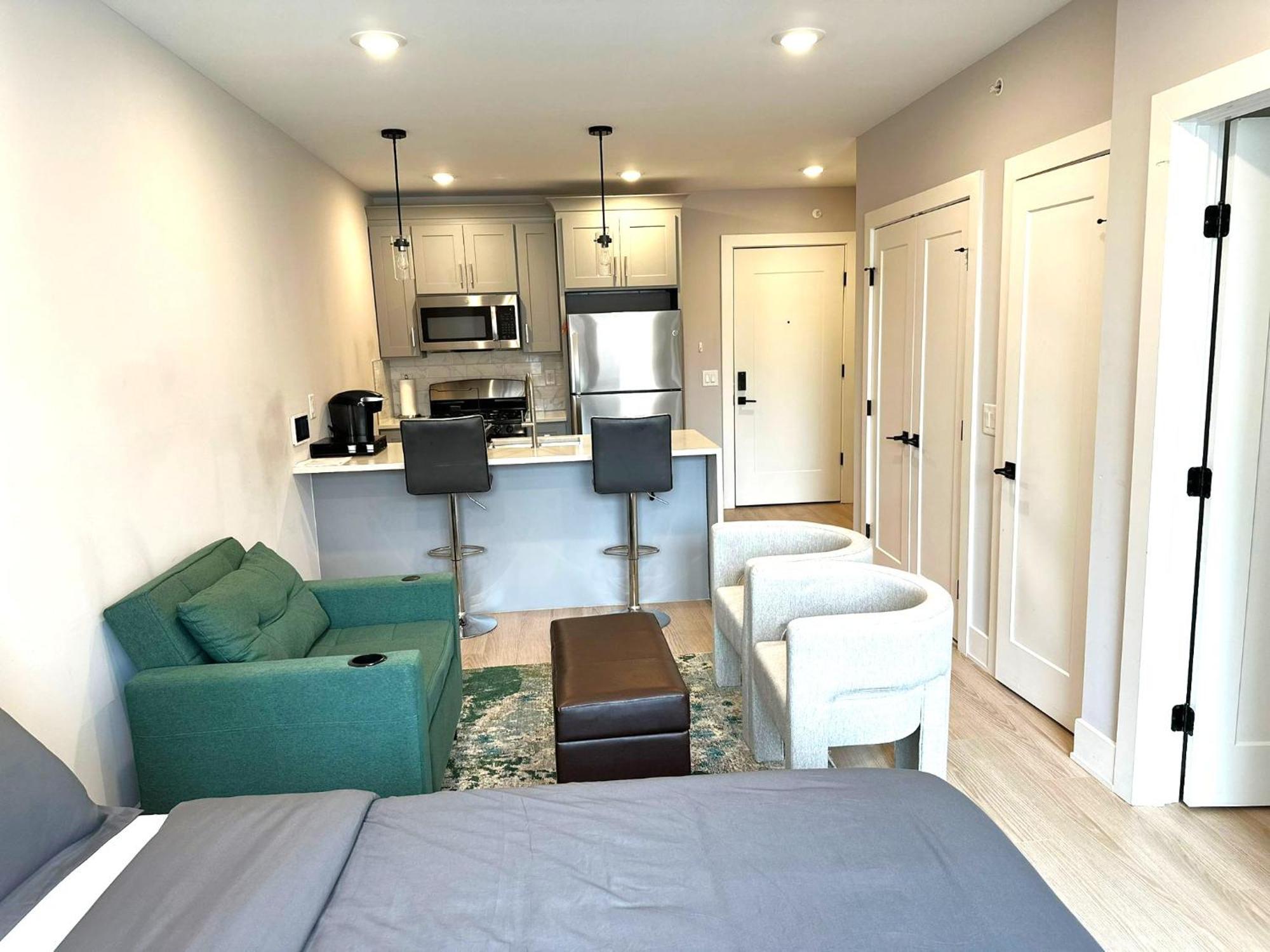 Luxury Stay For Nyc Visit Jersey City 7 Min Walk Nyc Train Station Екстер'єр фото